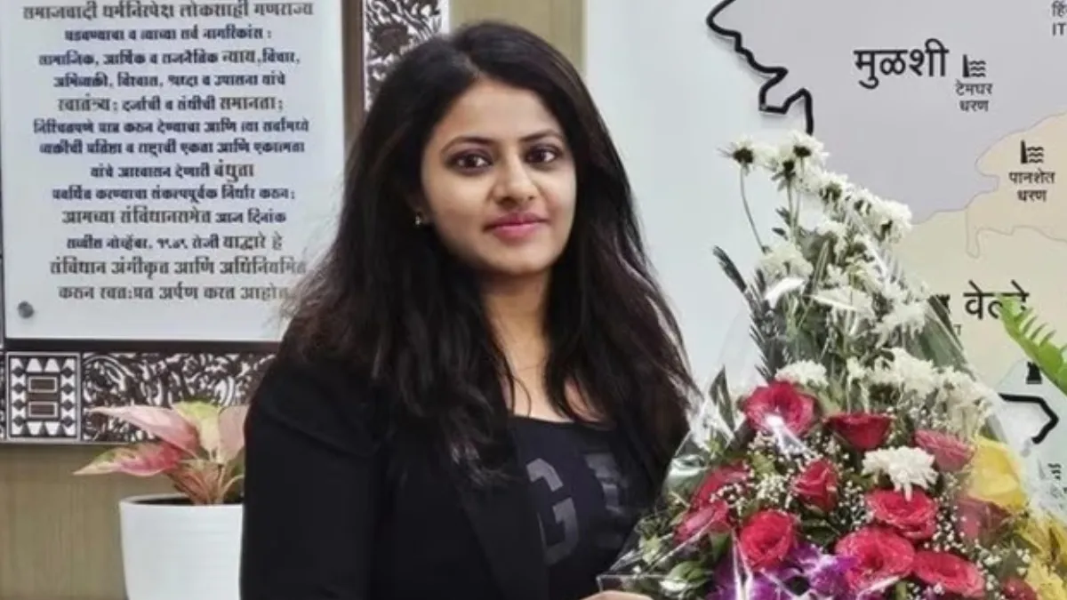 "Pooja Khedkar’s Misconduct Report Now in English: Central Government Requests Her Explanation" 1 "Pooja Khedkar’s Misconduct Report Now in English: Central Government Requests Her Explanation"