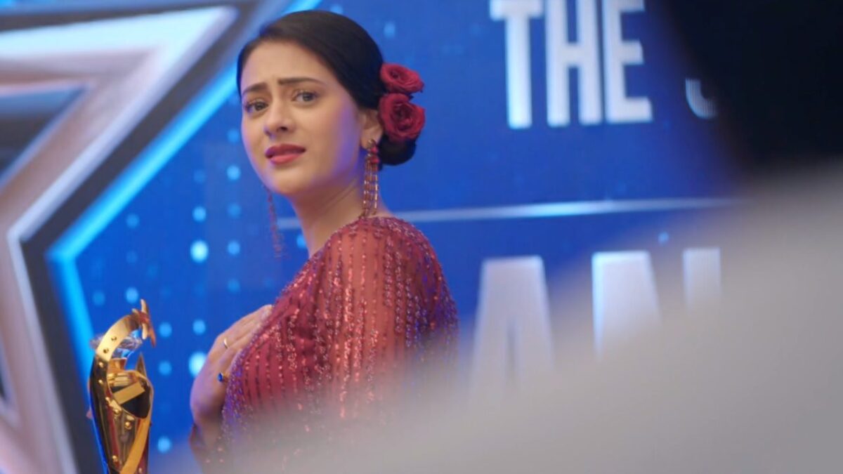 Jhanak Written Update: The latest episode of "Jhanak," aired on December 13, 2024, is filled with unexpected twists and emotional moments that keep viewers engaged. 1 Jhanak Written Update: The latest episode of "Jhanak," aired on December 13, 2024, is filled with unexpected twists and emotional moments that keep viewers engaged.
